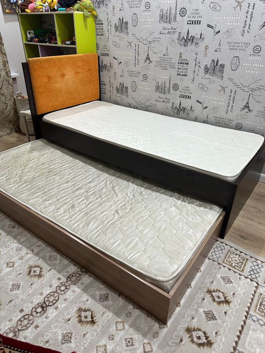 Детская кровать б/у