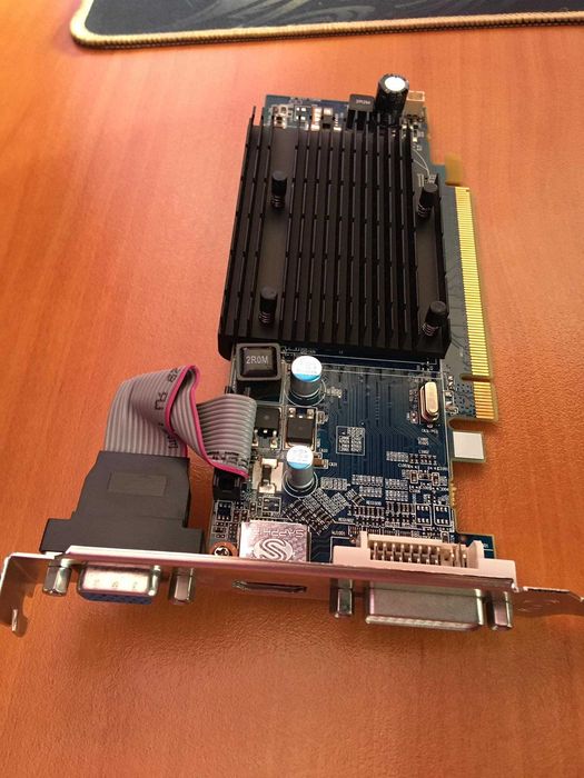 Видеокарта AMD Radeon Sapphire HD4350 512MB DDR2 DVI HDMI VGA