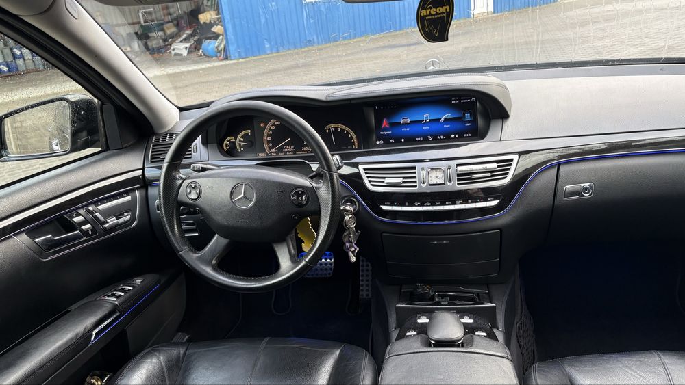 Mercedes S class 320