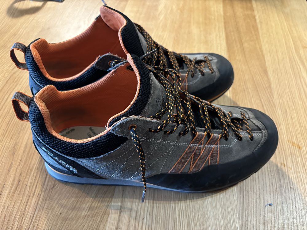 Мъжки обувки Scarpa 46N