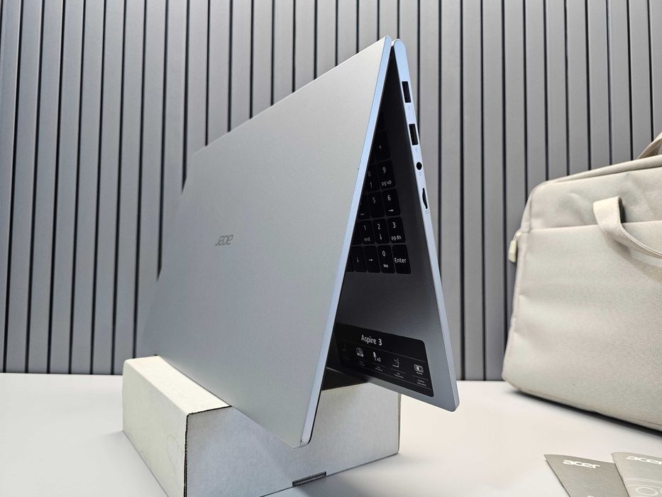 ПРОДАМ Acer A325-42 Ноутбук  Ryzen™5-7430U/16GB/512SSD/15.6"iPSFullHD.