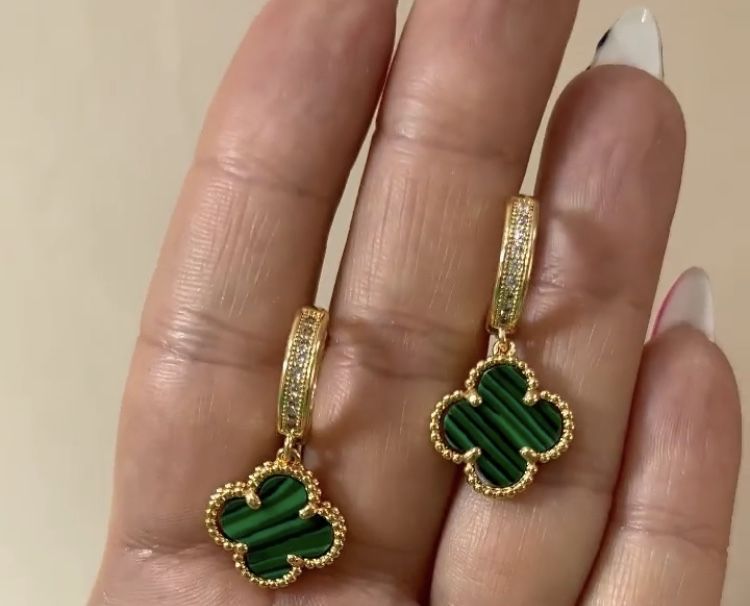 Сережки новые