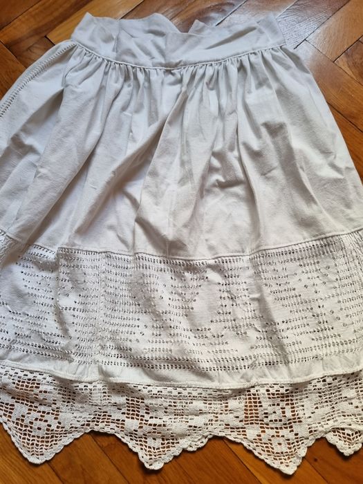 Poale costum.popular ,autentice și vechi .