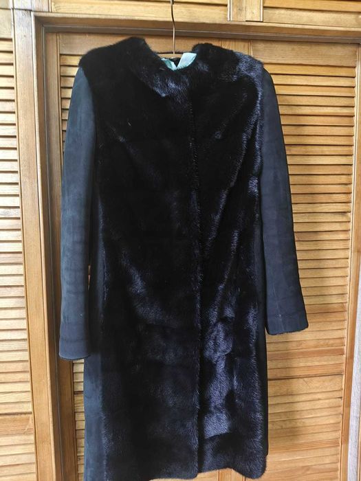 Продам дубленку женскую