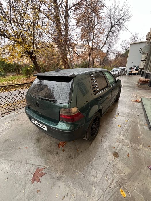 Продается Volkswagen Golf 4