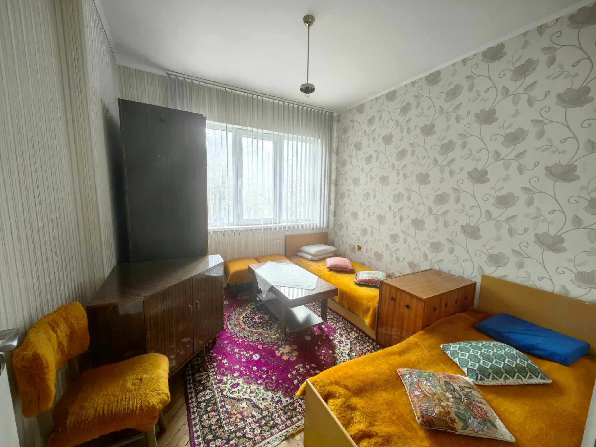 Тристаен тухлен апартамент в ТОП центъра на Разград