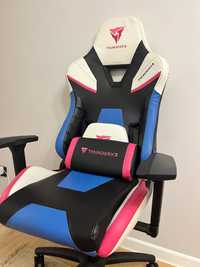 Игровое кресло ThunderX3 срочно продаю