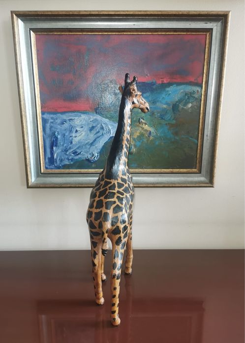 Фигура на жираф папиемаше естествена кожа рисувана и изработена ръчно