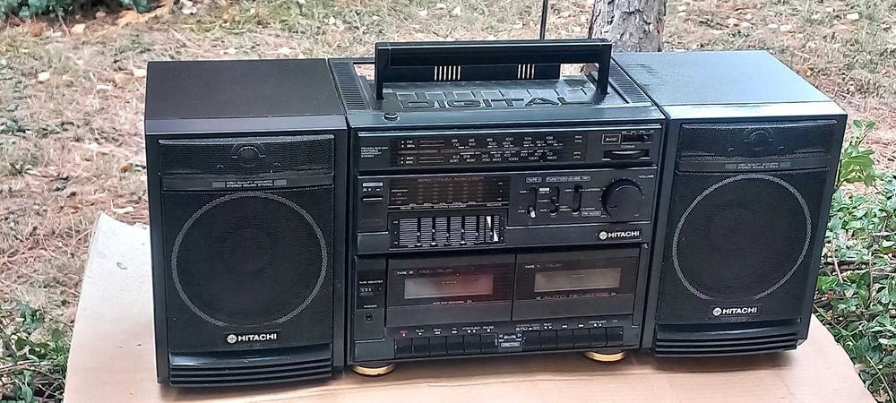 Радиокасетофон стерео с 2 касети