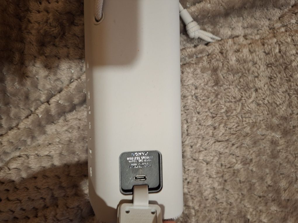 Sony SRSXE200H сива блутут колонка