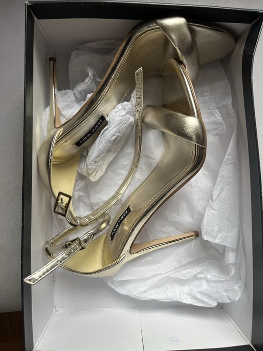 Сандали Nine West