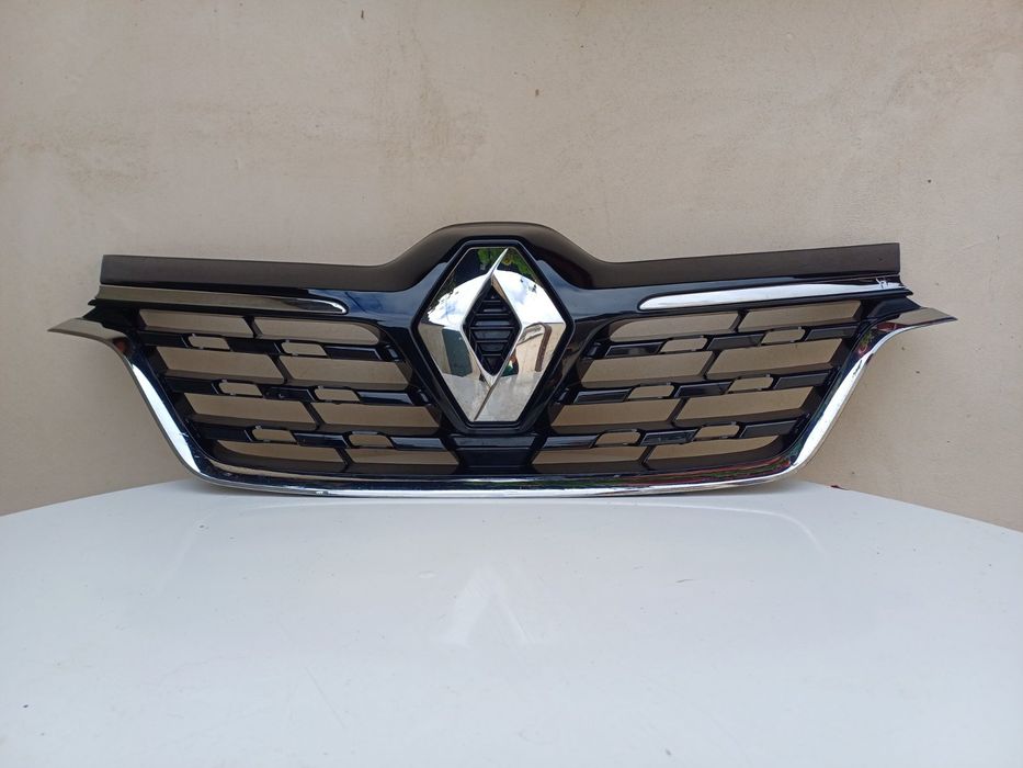 Предна решетка за Renault Arkana