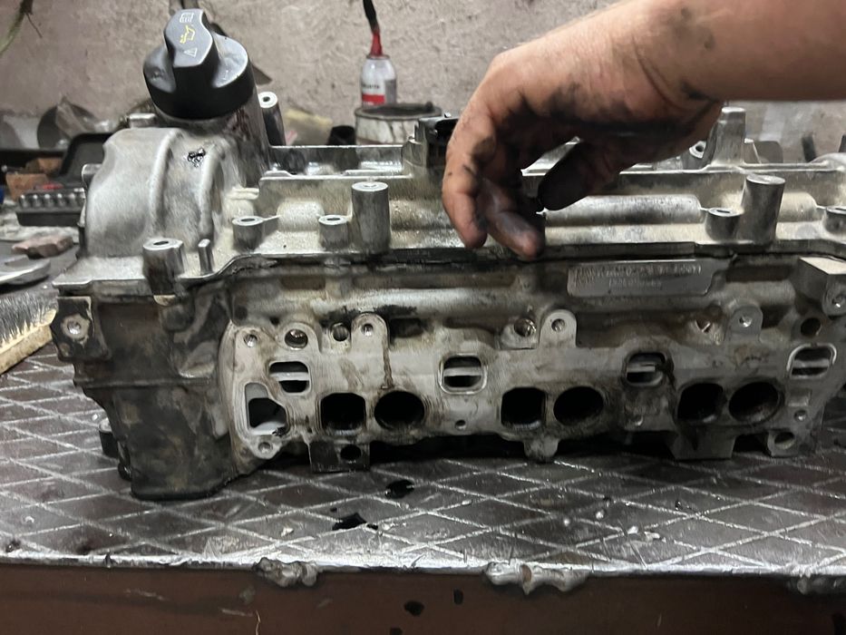 Dezmembrez motor mercedes cod 642, 273000km, chiulasa, baie, pompa apa