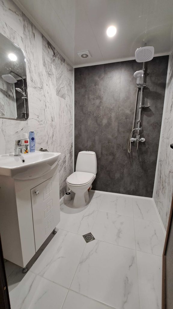 Продава се Къща в с. Елхово, Област Стара Загора - 704 кв.м за 188 €/кв.м - Снимка #16