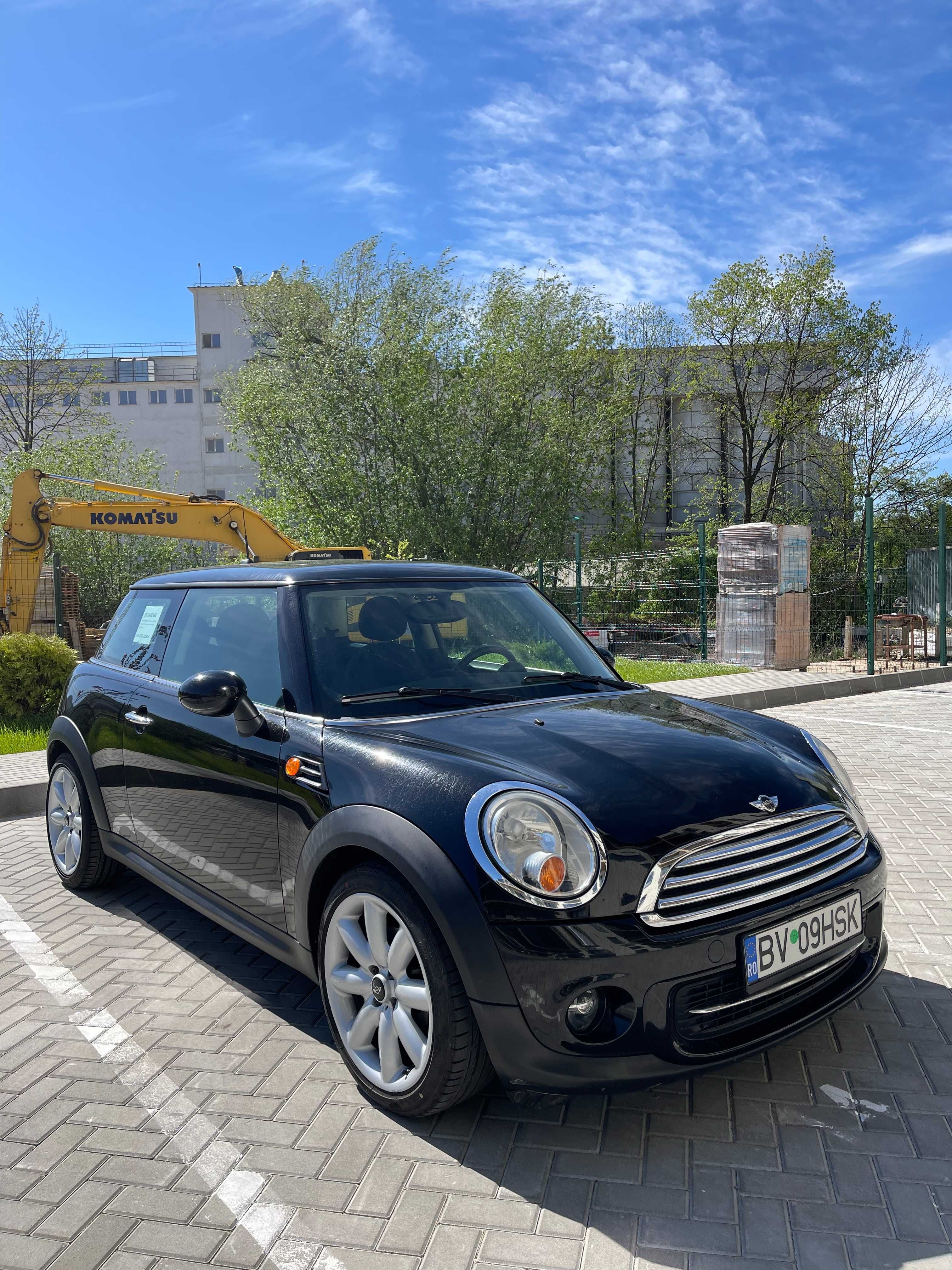 MINI COOPER, 1.6 benzina, navigatie, bluetooth, 10 airbag-uri, clima