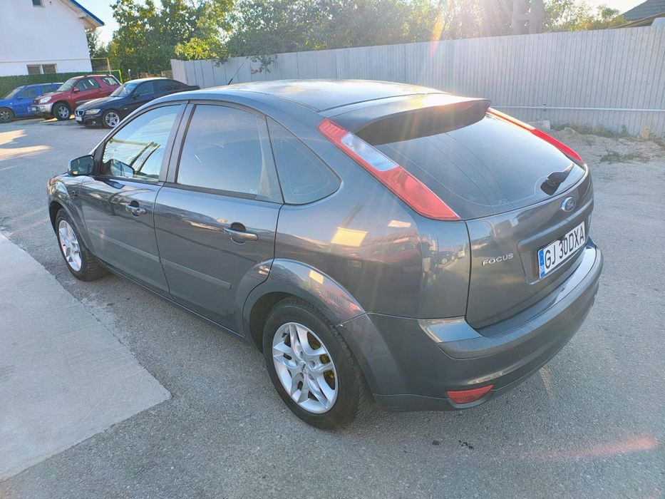 Ford Focus/An 2006/Benzina/Înmatriculată