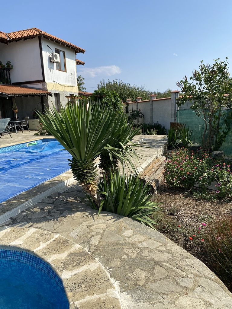 Продава се Къща в с. Калиманци, Област Варна - 168 кв.м за 1727 €/кв.м - Снимка #11