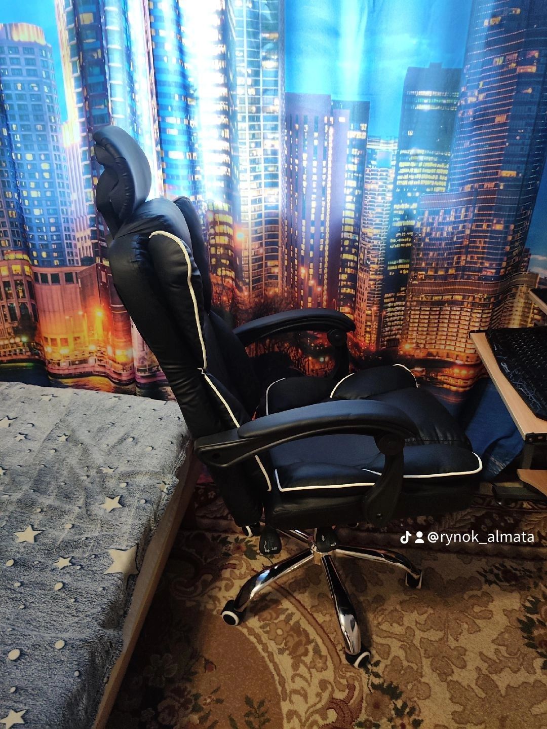 Продам новое игровое кресло