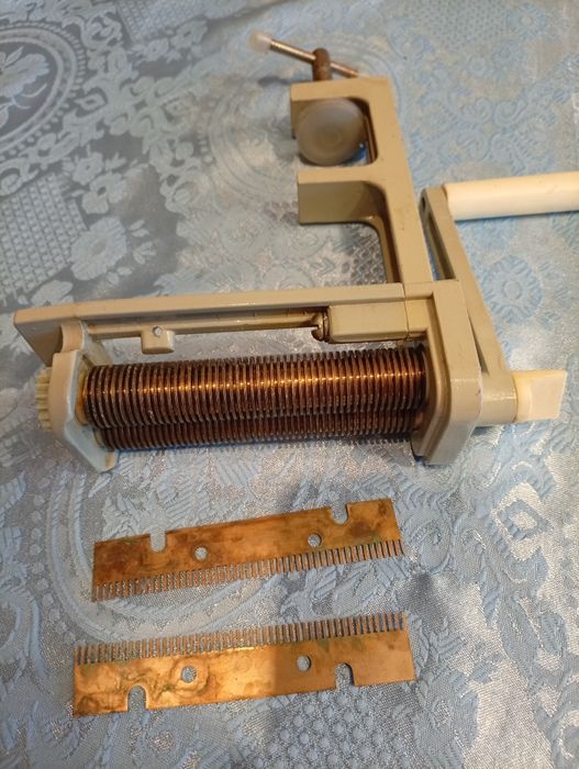 Mașina de făcut taietei