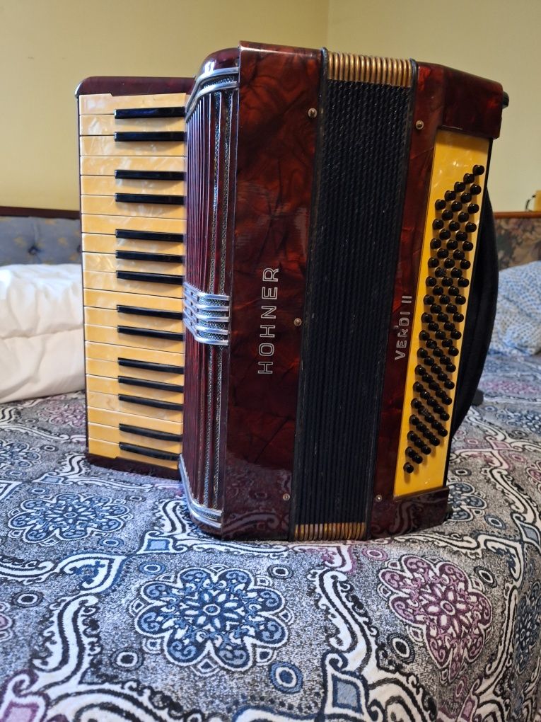 Acordeon hohner Verdi 2