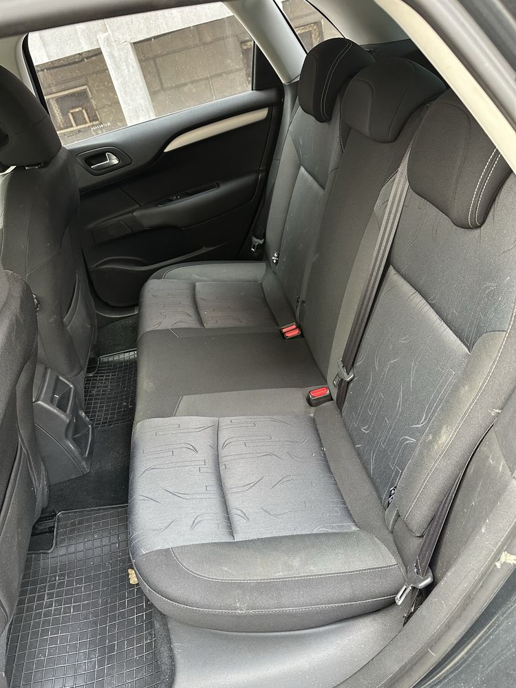 Citroen C4 2013 г.