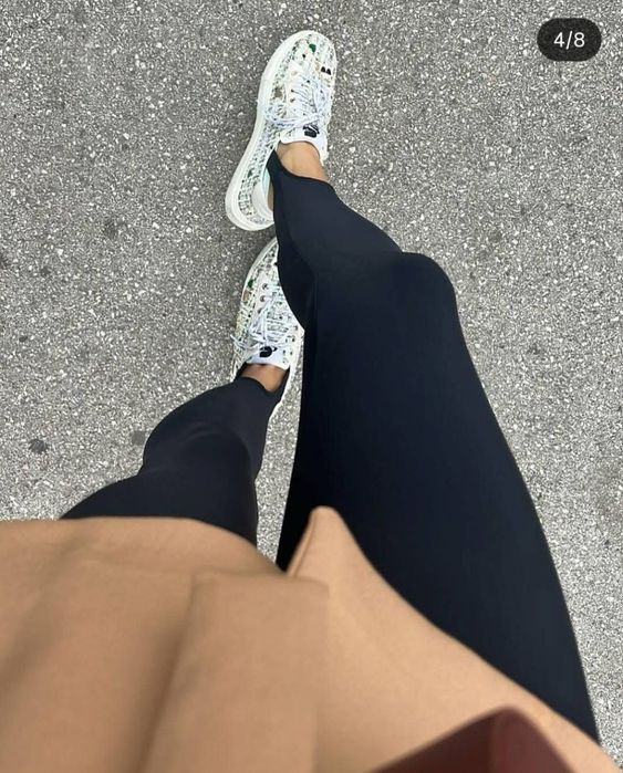 Colanți cu banda la calcai