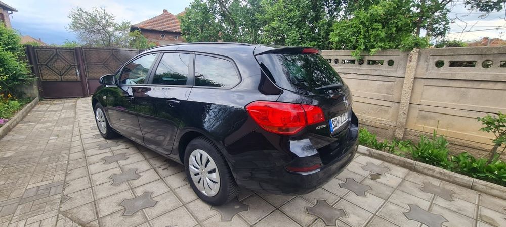 Opel Astra J Tourer, 1.7 CDTI, 125 CP, E5