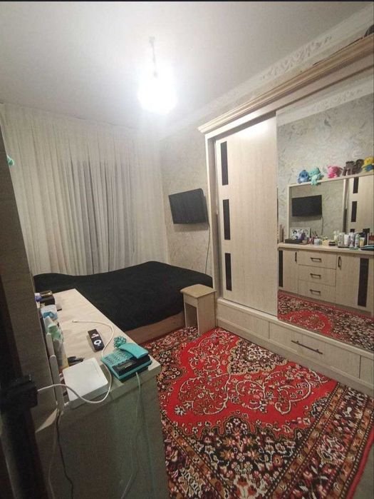 4 хоналик квартира 1 этаж , шарк 1 , бозорча