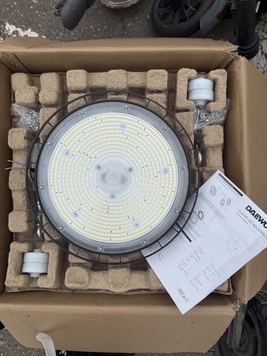 Lampi industriale  daewoo