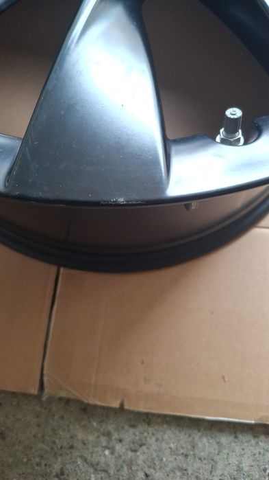 Jante Tesla R20 model Y,3