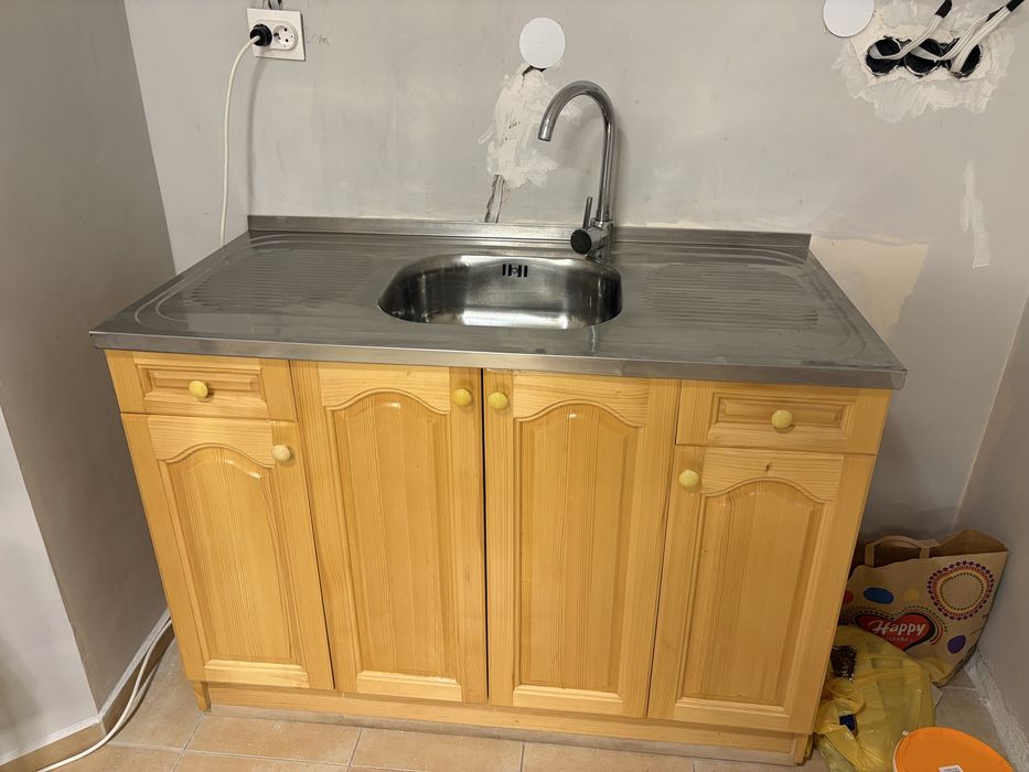 Долен шкаф с мивка