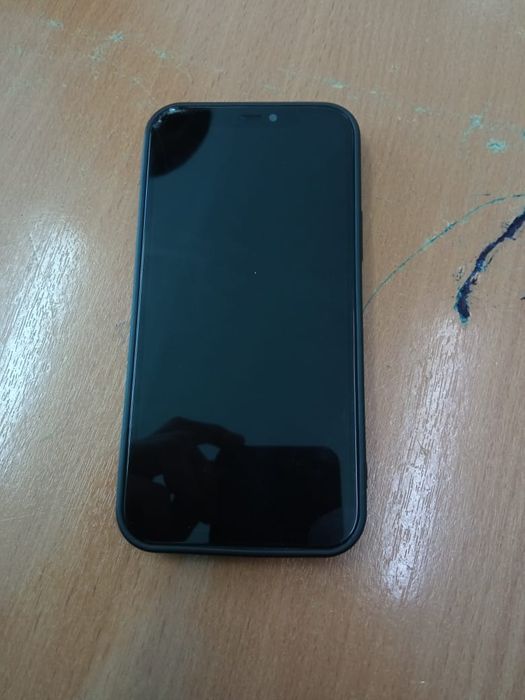 Продам айфон 12 128гб