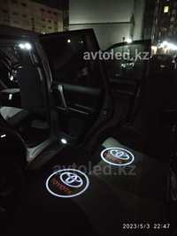 Тойота Ленд Крузер Прадо подсветка двери логотип авто LED подарок муж