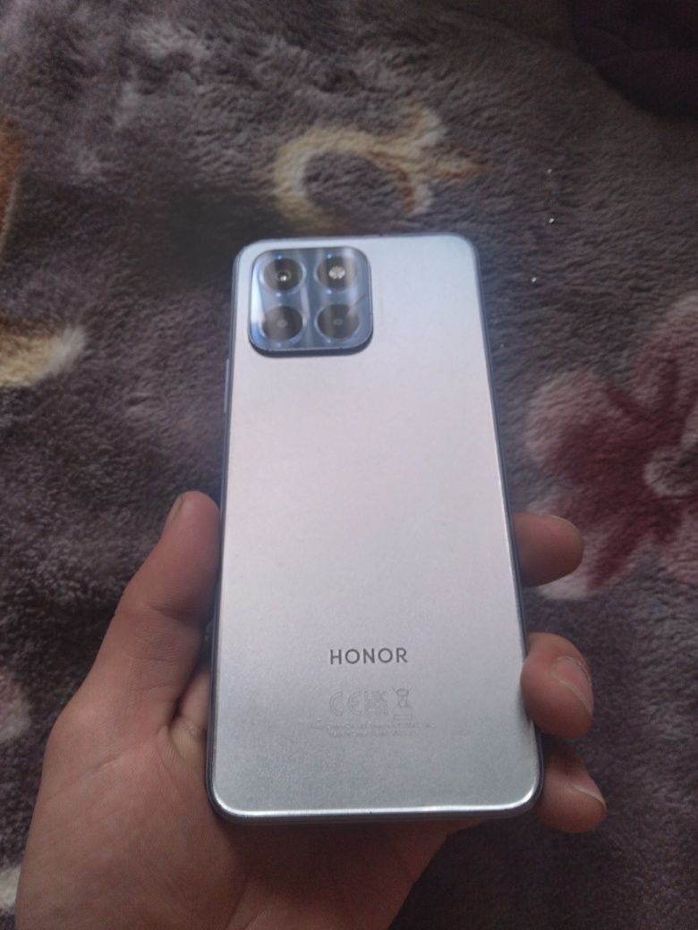 Смартфон HONOR X6