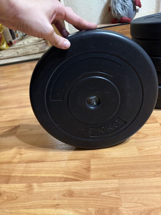 Тежести дискове ф28 и ф30 - 10кг, 5кг, 2.5кг и 1.25кг