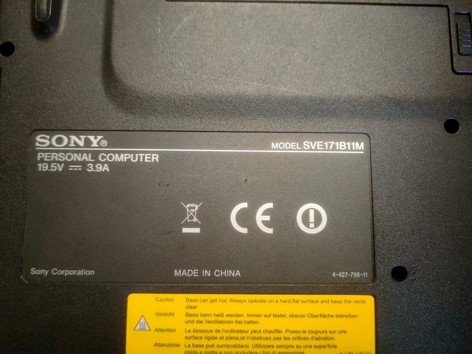 laptop Sony vaio  i3 display 17 inch