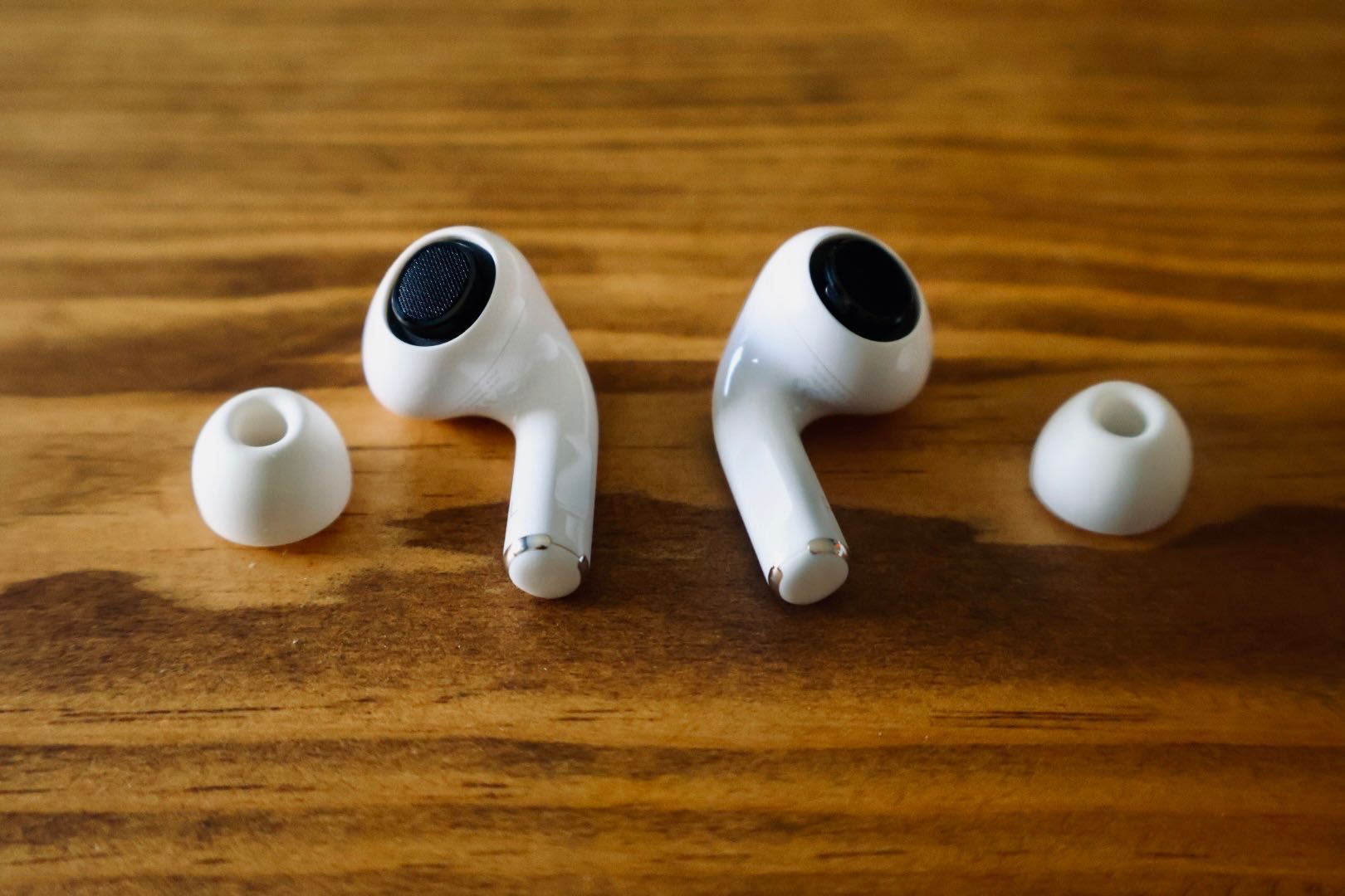 AirPods Pro 2 | Отлично състояние | Купувани от Техномаркет