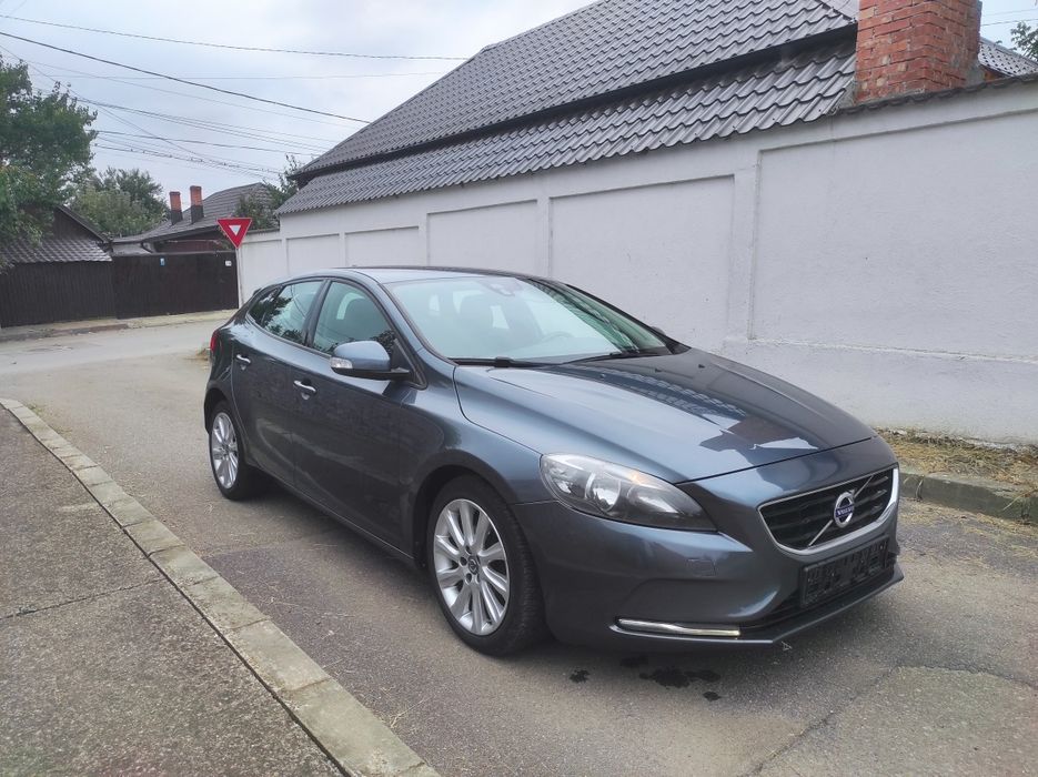 Volvo V40 D2 Kinetik  1.6 diesel.euro 5 115 cai ,an 2013