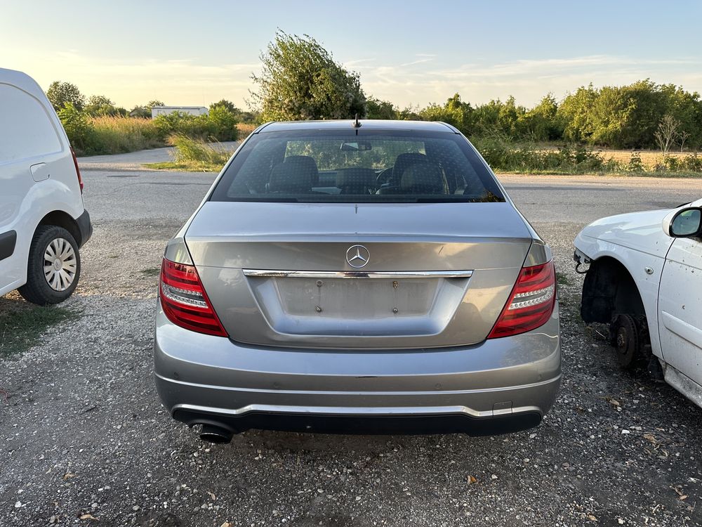 Mercedes C220CDI на части