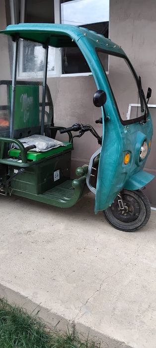 Triciclu electric
