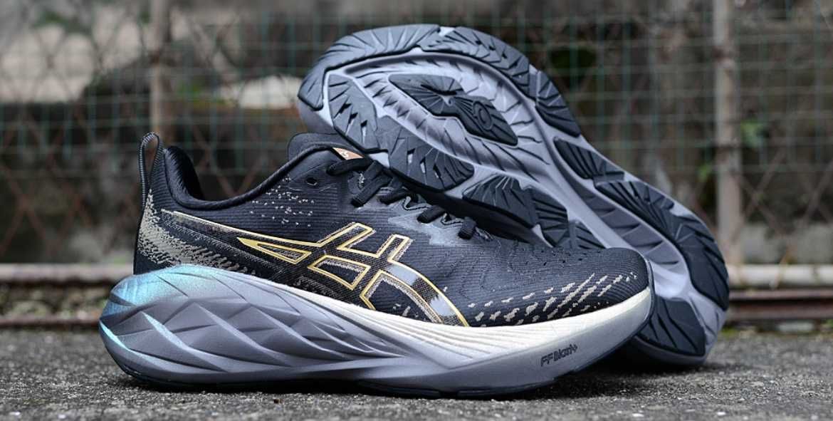Нови мъжки маратонки Asics Novablast 4 Platinum размери 41,42,43