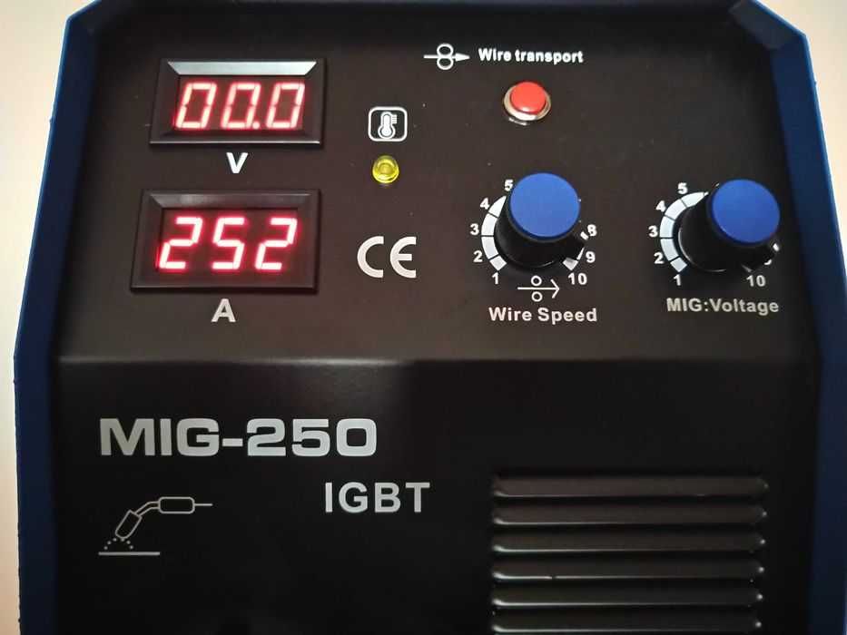 МАХ250 Професионално Телоподаващо СО2 MIG 250Ампера Телоподаващ Апарат