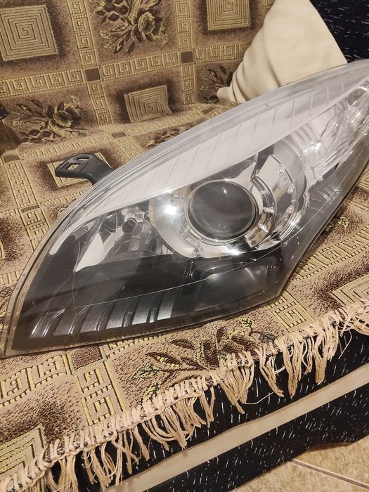 Far stânga Renault Megane 3