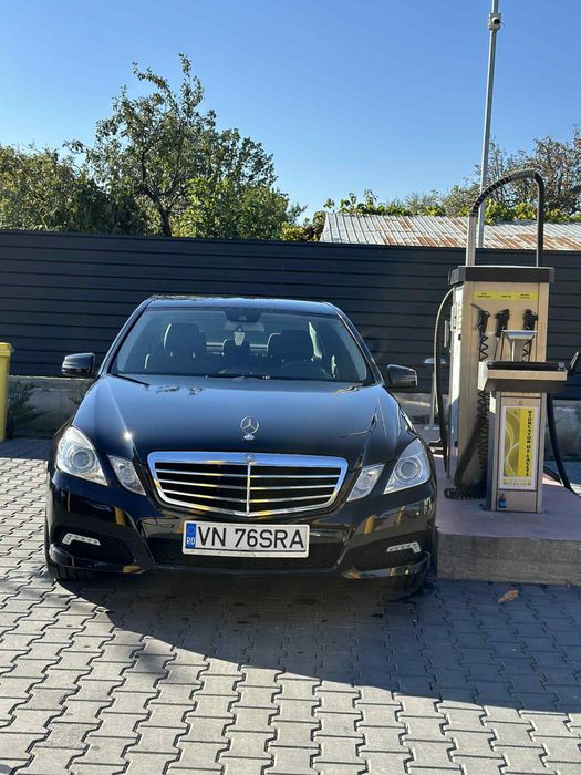 Mercedes E Class W212 E200 136 CP