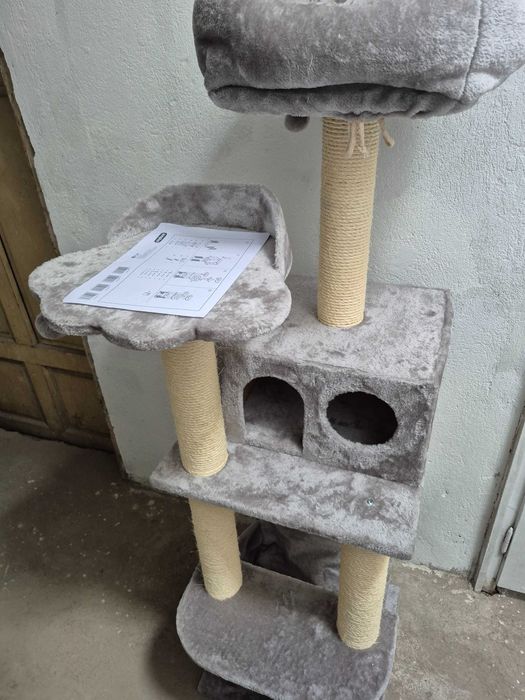 Катерушка за КОТКИ НОВА