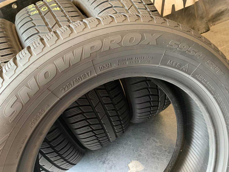 225 60 17 зимни гуми за джип TOYO SNOWPROX S954 SUV