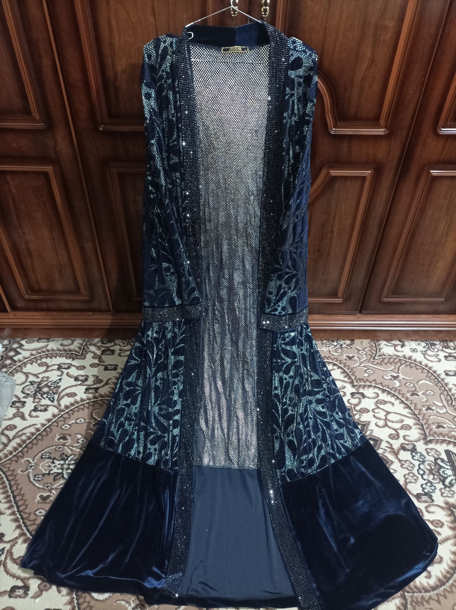 Abaya jazz line. Yep yengi 70$ lik ozi. 300 ming somga sotiladi Turk