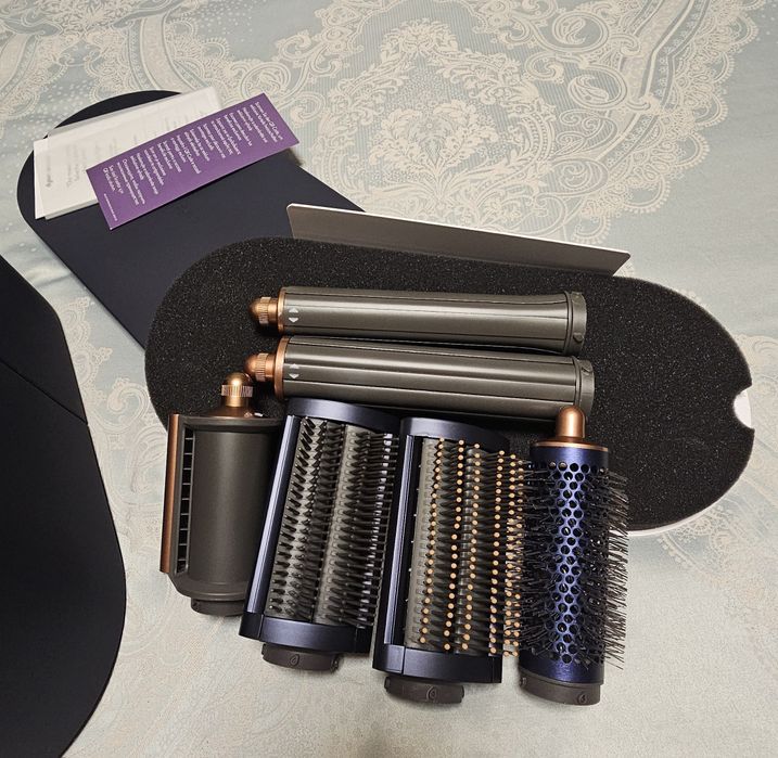 Dyson сешоар-маша