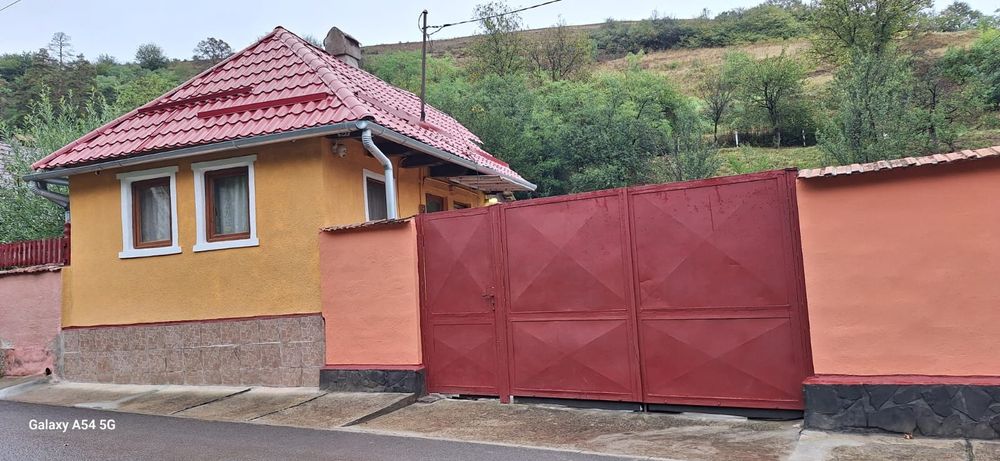 Casa vanzare în Loc.Ormenis,Jud.Brasov