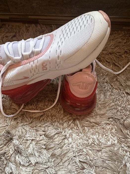 Дамски маратонки Nike